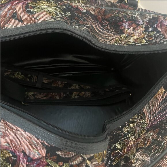 Vintage 1980s Jordache Floral Weekender Bag, Timeless Aesthetic Tapestry Duffle - Picture 8 of 8